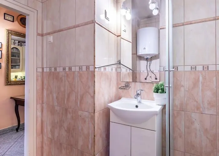 Jozsef-corvin Apartament